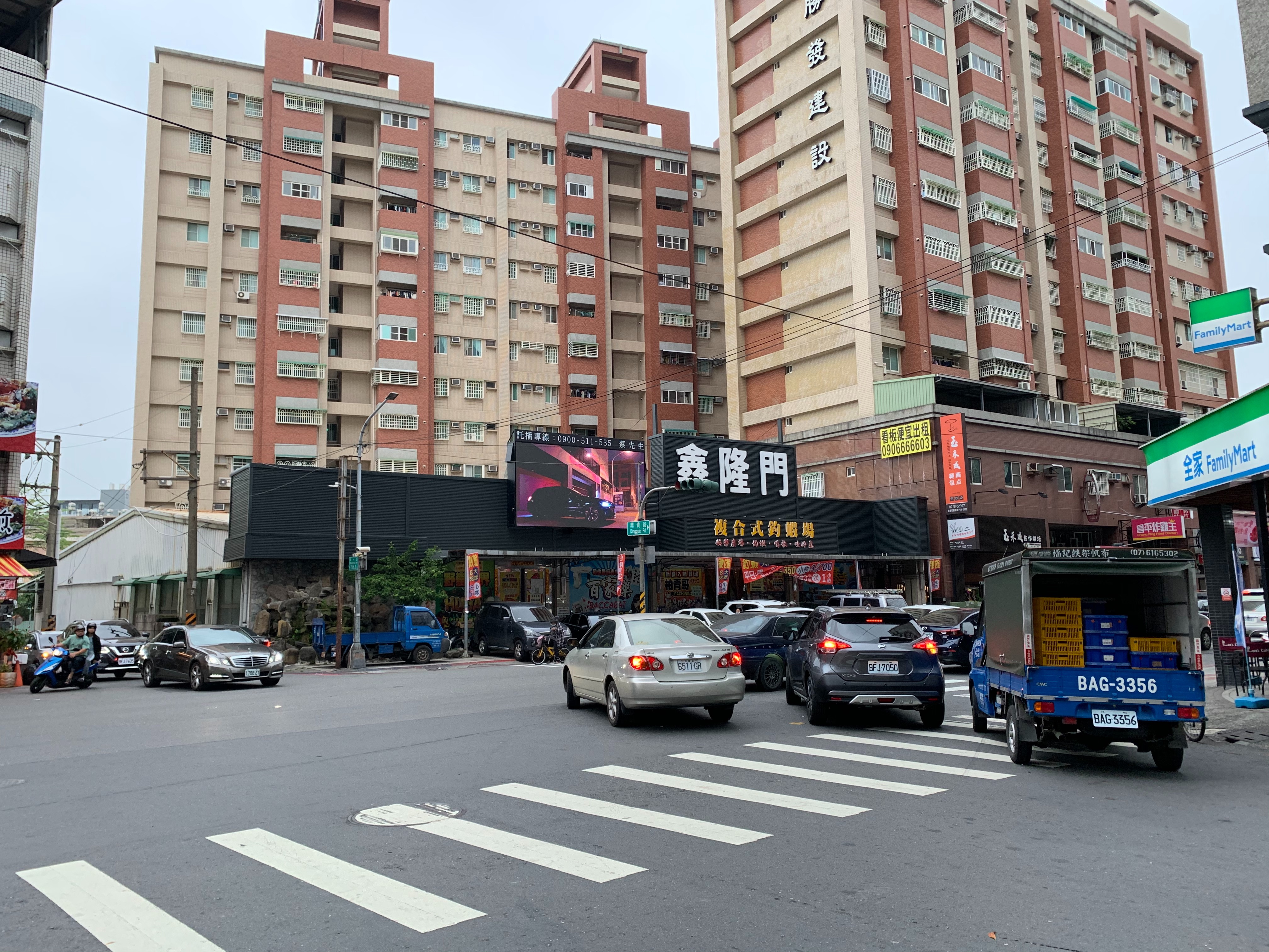 文藻榮總仁武國道1號國道3號電視牆1-2-